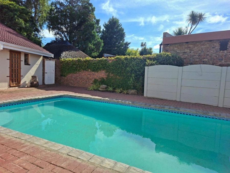 4 Bedroom Property for Sale in Afrikaskop Free State